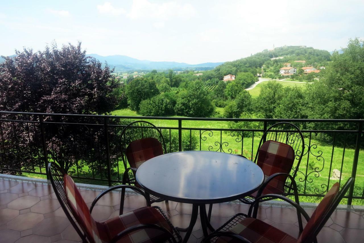 Apartma Kapitanovse Ajdovščina Exterior foto